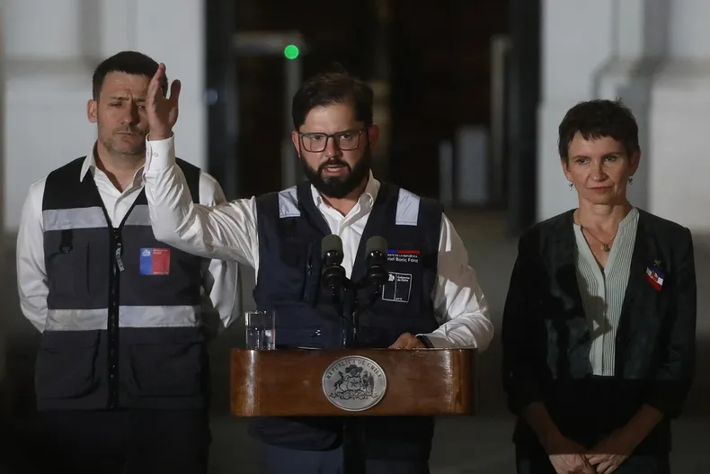 12059 gabriel boric.webp