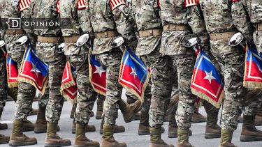 El Desconcierto | 4545 marcha militar 19 de septiembre.jpg