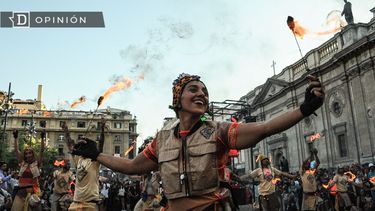 El Desconcierto | 5379 compania la pato gallina en teatro a mil.jpg
