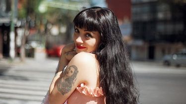 En la ruta de las estrellas: Mon Laferte graba disco en Hollywood donde lo hicieron Sinatra, McCartney y Bob Dylan
