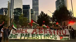 Organizaciones palestinas en Chile se manifiestan frente a  Embajada de EEUU y exigen a gobierno de Boric una posición más activa