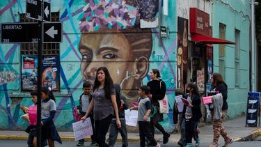 En Barrio Yungay: Artistas invitan al público a conocer sus procesos creativos en evento gratuito