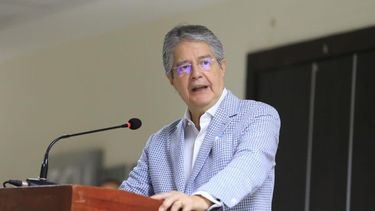 Ecuador: Autorizan tenencia y porte de armas de uso civil para autodefensa