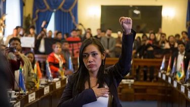 Adriana Salvatierra, la mujer más joven en llegar a la presidencia del Senado en Bolivia