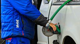 Valor de los combustibles a partir del jueves 15 de octubre. Créditos: Agencia UNO.
