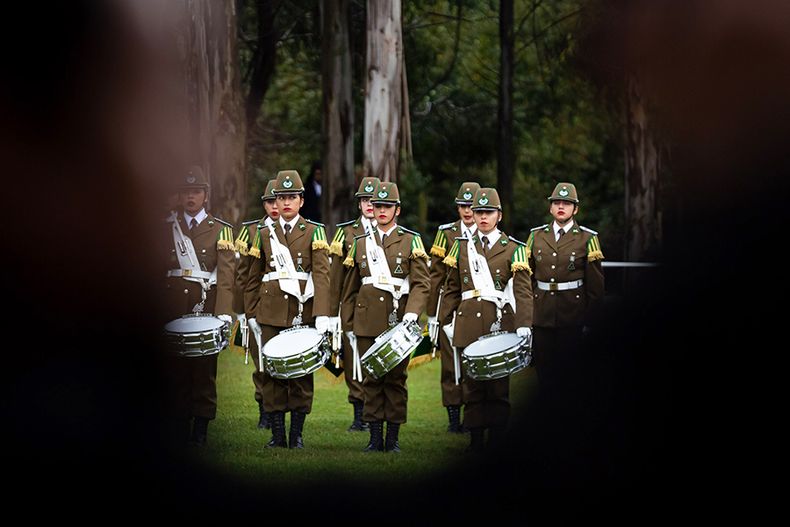 Carabineros 3.jpg