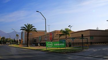 Cencosud instaló especie de celda en mall: Pagará $60 millones de indemnización por detener a mujer