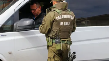 Intentó sobornar a Carabineros con $100 mil por no tener licencia: Incumplía arresto domiciliario y fue detenido