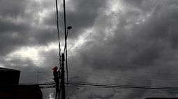 Vuelven los cortes de luz programados por Enel en Santiago - Agencia Uno