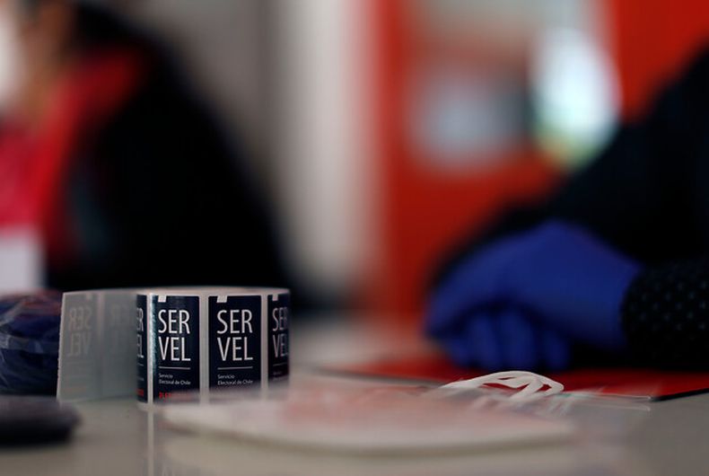 A_UNO_1213068.jpg