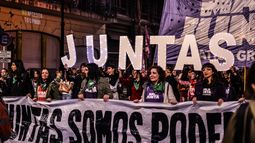 Ley Brisa beneficiará a hijos e hijas de mujeres víctimas de femicidios en Argentina
