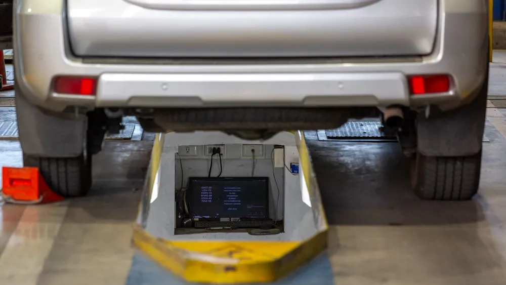 Sernac emite alerta de seguridad por vehículo Ford: Reparación de falla anterior provocaría riesgo de accidente