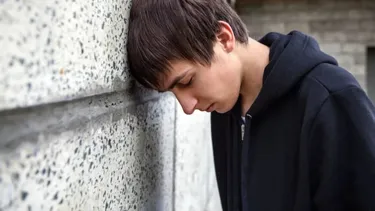 Depresión y ansiedad: Así impactan los problemas de crecimiento en la adolescencia y cómo prevenirlos
