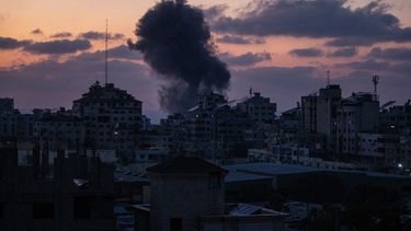 Israel bombardeó campamento de refugiados donde había mujeres y niños: Cerca de 15 muertos en Gaza