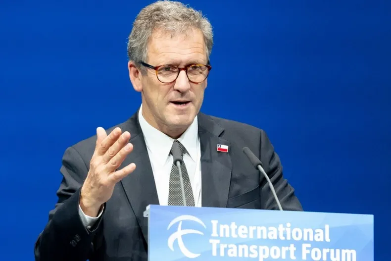 16085 ministrojuancarlosmunoz.webp