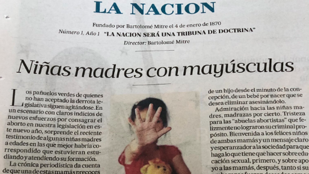 #NiñasNoMadres: Acusan a editorial de La Nación de Argentina de hacer apología al delito de violación