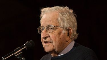 El Desconcierto | Noam Chomsky.jpg