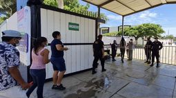 Perú: Sondeo da empate técnico entre Castillo, De Soto, Fujimori y Lescano