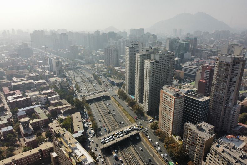 Restricción vehicular en Santiago este jueves 14 de mayo - Agencia Uno