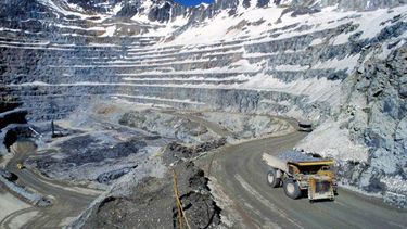 El Desconcierto | Glaciares en peligro por mineria.jpg