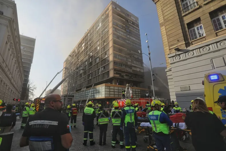 19013 a uno 1670491.webp