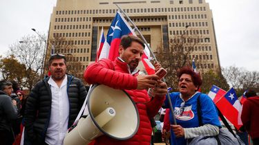 “Team Patriota”: SII confirma que investigará financiamiento del grupo de “Pancho Malo”