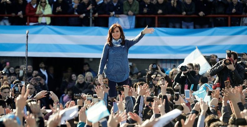 Cristina 08 e1532011909945.jpg