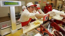 La CUT apuesta con un salario de $1.149.000 brutos para el 2030 y con un aumento de 12% para fin de año