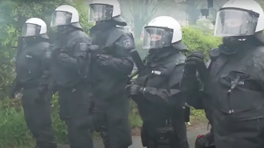 El Desconcierto | Policia alemana 2 e1718297976818.png
