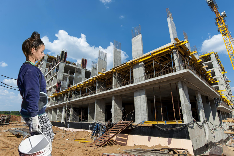 Mujeres en la construccion.jpg.png