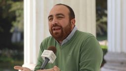 Fuad Chahin admite error y “retira lo dicho” al usar video editado de Camila Vallejo