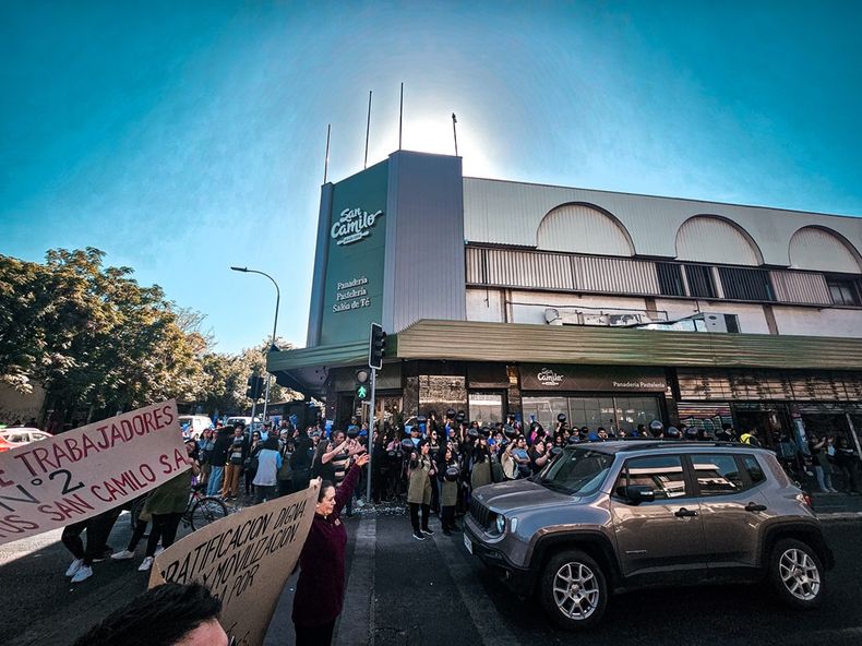 8766 huelga san camilo.jpg