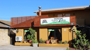 Deberías quedarte callada o ...pedazo de caca: Sernac oficia a hostal por insultar a clientes