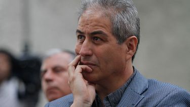 Presidente del Colegio de Profesores amenaza con sacar a su gremio de la CUT