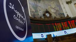 Con Paris y Johnson acogidas a ley de protección al empleo, Cencosud anuncia repartición de utilidades de más de $90 mil millones
