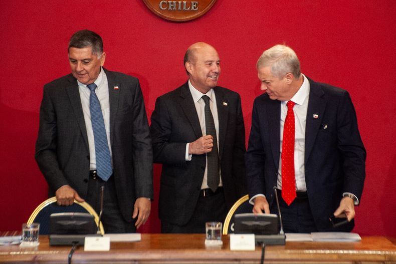 Presidente Kast junto a los ministros Quiroz y Alvarado / Agencia Uno