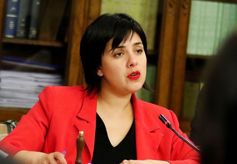 Karol Cariola.jpg