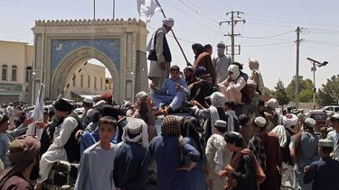 Talibanes prometen a la ONU que facilitarán sus operaciones humanitarias