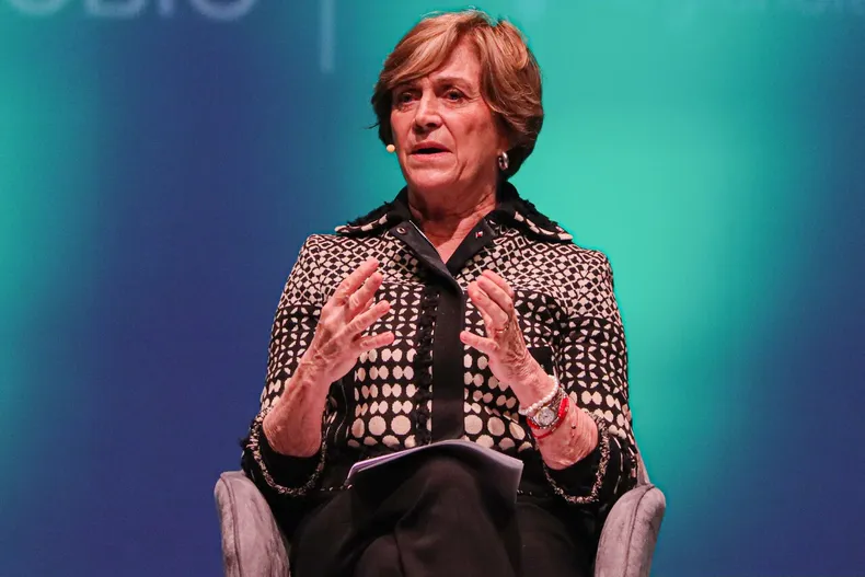 20252 a uno 1675428.webp