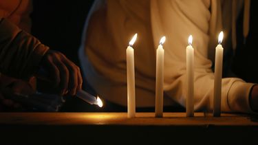 Bolivia también sufre una tragedia minera: Cinco trabajadores mueren tras derrumbe en yacimiento