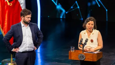 El Desconcierto | 9108 presidente boric y ministra etcheverry.webp