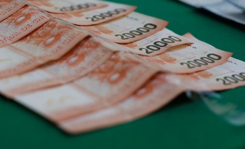 A_UNO_1264850.jpg