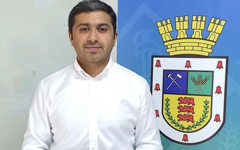 8214 javier jaramillo victoria.jpg