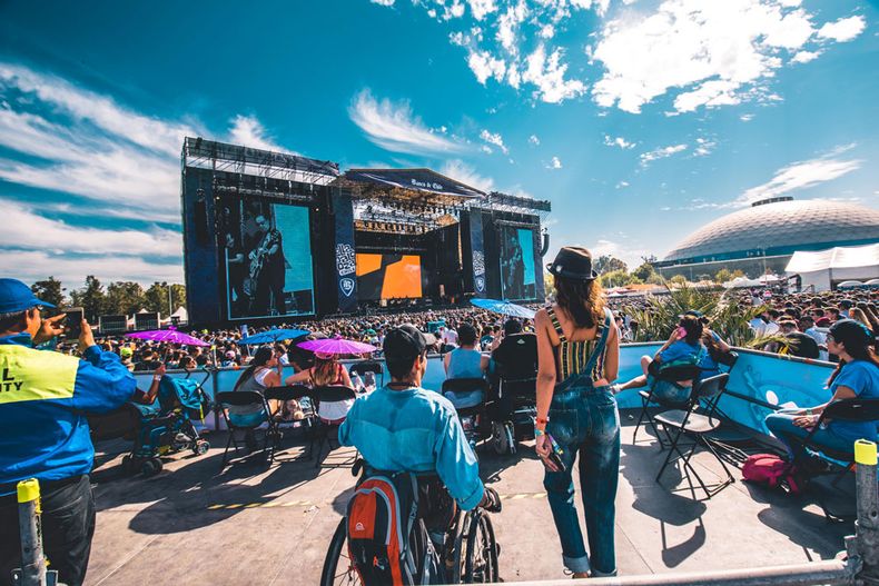 LOLLACL2019_VIERNES19_PHARTATRAX_EDTSEBAOOS 23.jpg