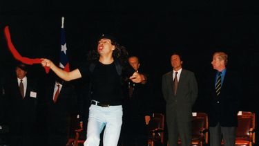 El Desconcierto | La cueca maricueca en Feria del Libro 1997 scaled.jpg