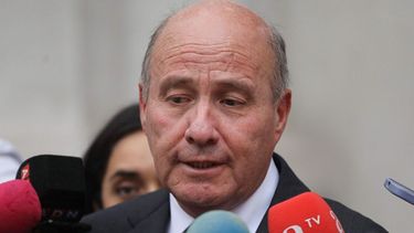 quiroz se desmarca de segundo piso de la moneda por posteo de estado en quiebra: hay que preguntar a quienes publicaron