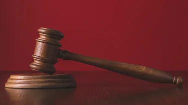 Lo echaron sin indemnización por conducta imprudente tras causar lesión a un compañero: Suprema ratificó despido