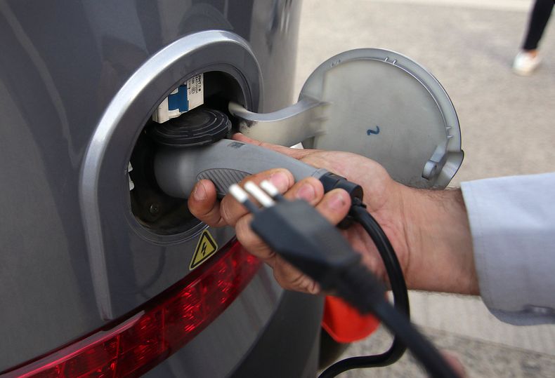 Imagen referencial sobre electromovilidad - Agencia Uno