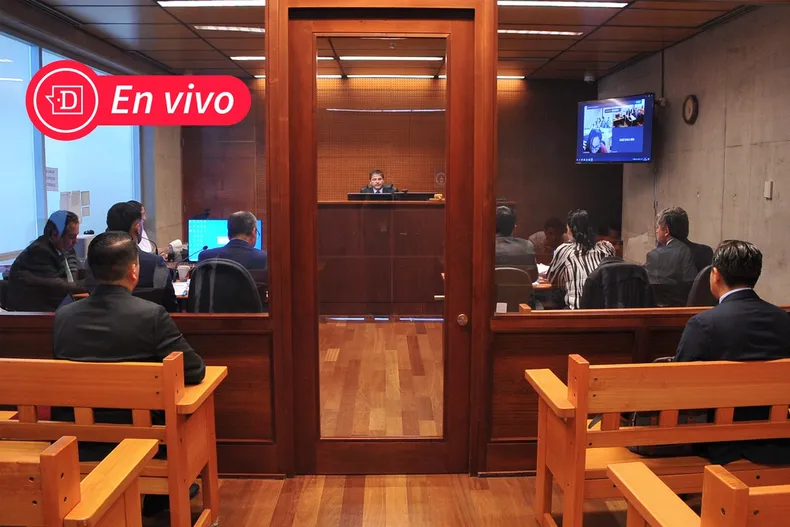 10072 etiqueta en vivo audios.webp
