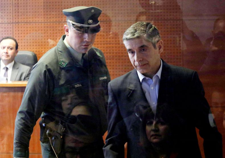 Gonzalo Blu.jpg